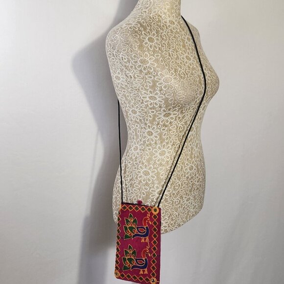 Women's Multi-Color Embroidered Peacock Small Zip Pocket Crossbody Bag Boho Cell - Picture 2 of 10